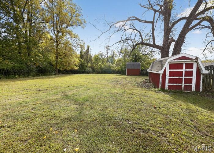 3204 Fee Fee Road Bridgeton, MO 63044 - Photo 4 of 23 Gallery Image 4