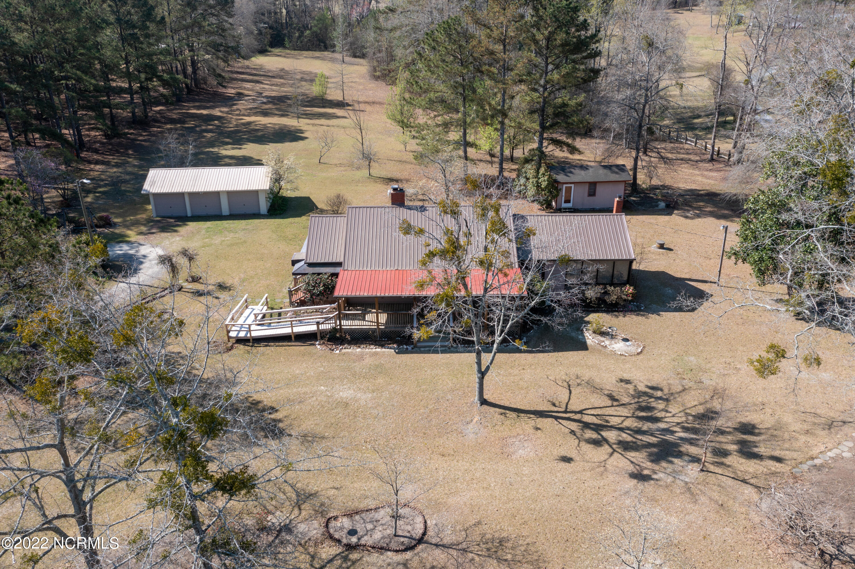 173 Poole Road Rockingham, NC 28379 - Photo 4 of 47 DJI_0544