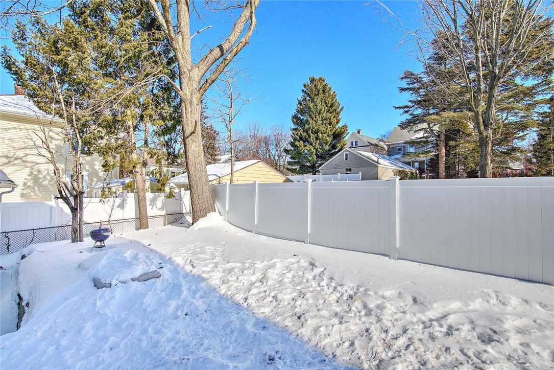 17 Pidge Avenue, Unit 2 Pawtucket, RI 02860 - Photo 18 of 20