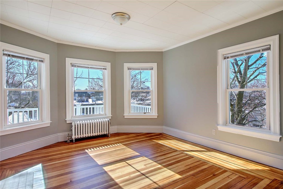 17 Pidge Avenue, Unit 2 Pawtucket, RI 02860 - Photo 4 of 20