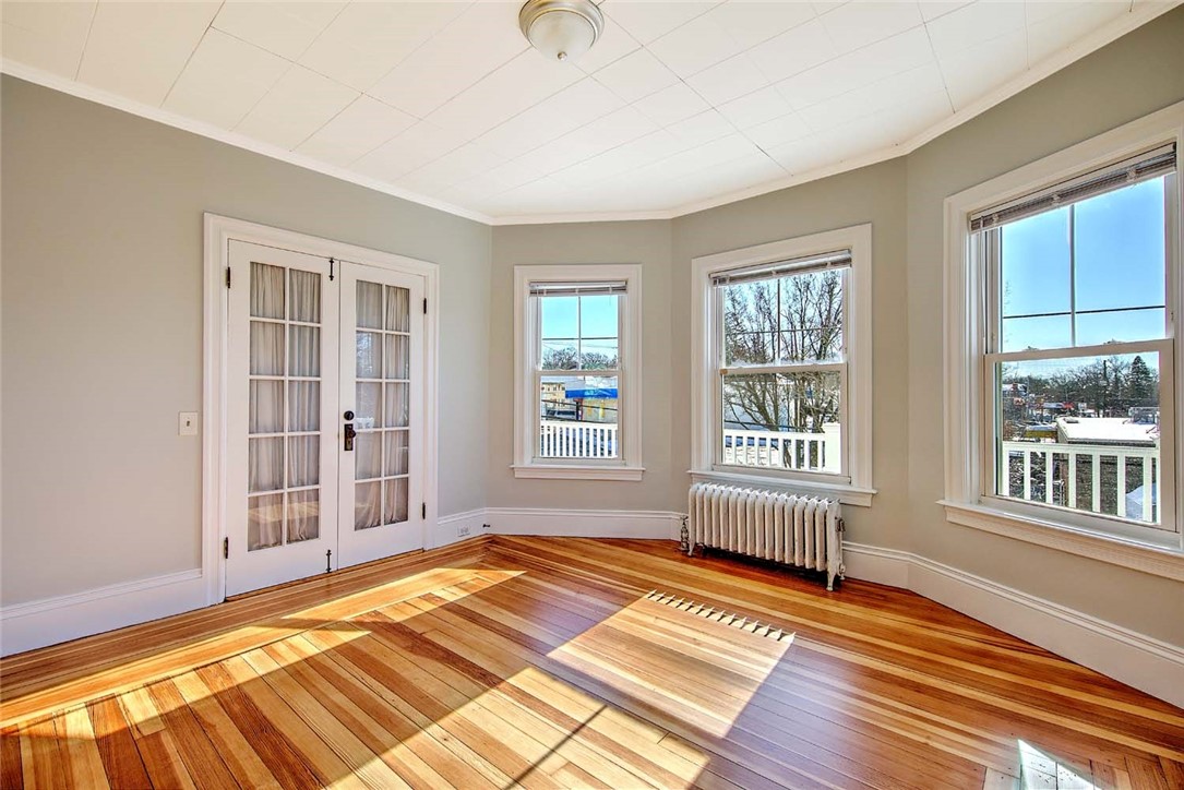 17 Pidge Avenue, Unit 2 Pawtucket, RI 02860 - Photo 5 of 20