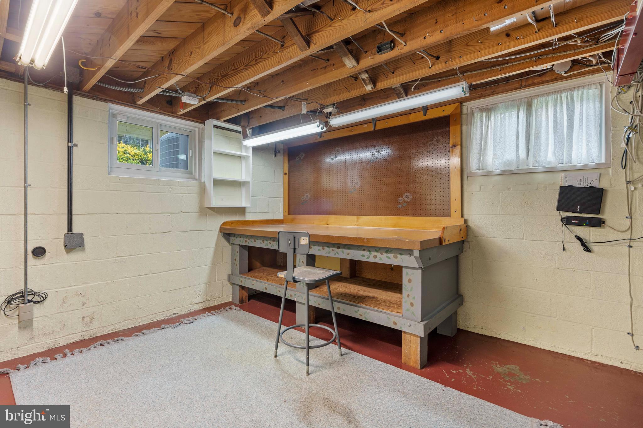 3916 Braddock Road Alexandria, VA 22312 - Photo 22 of 29 Hobby/Craft Room with Worktable