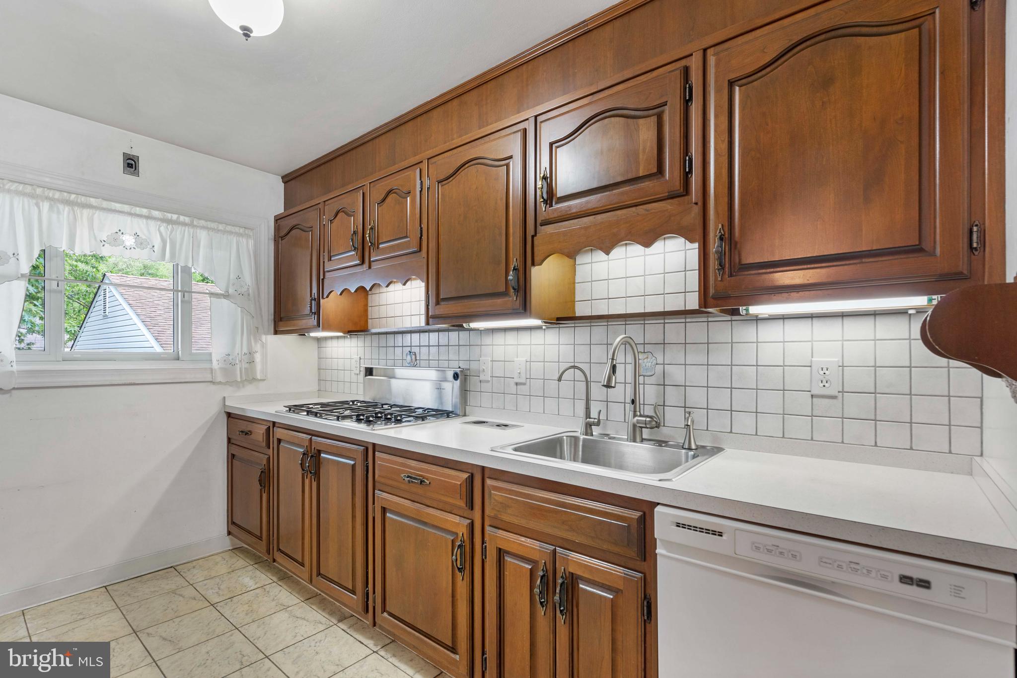 3916 Braddock Road Alexandria, VA 22312 - Photo 8 of 29 Renovated Kitchen