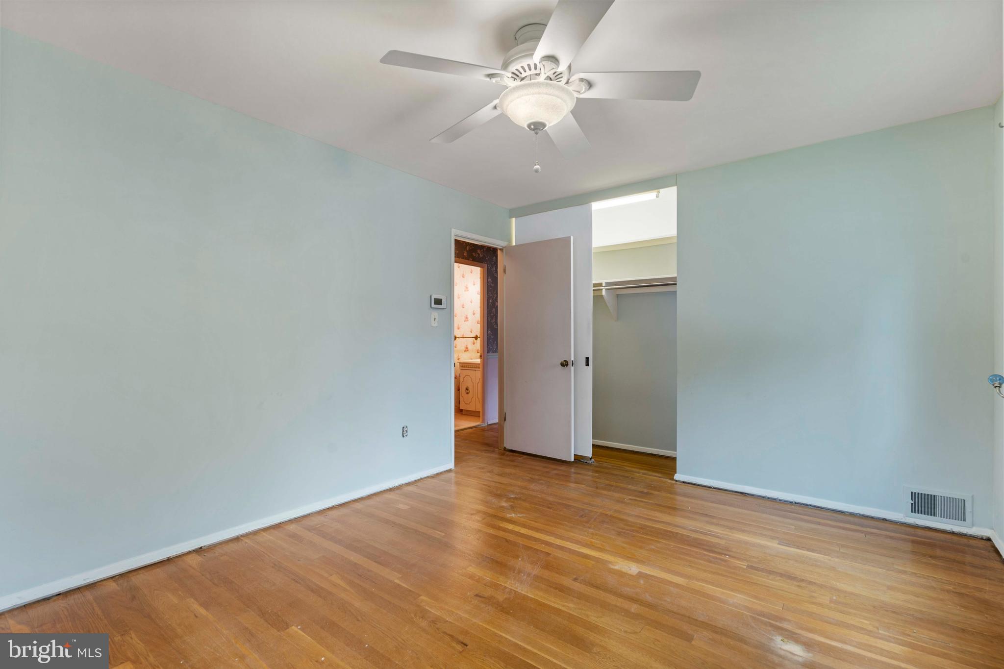 3916 Braddock Road Alexandria, VA 22312 - Photo 10 of 29 Primary Bedroom