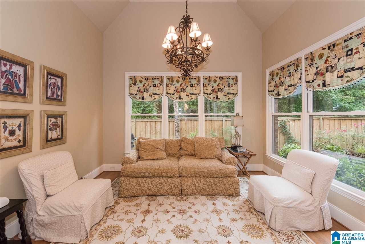 1653 Warren Lane Birmingham, AL 35243 - Photo 4 of 32