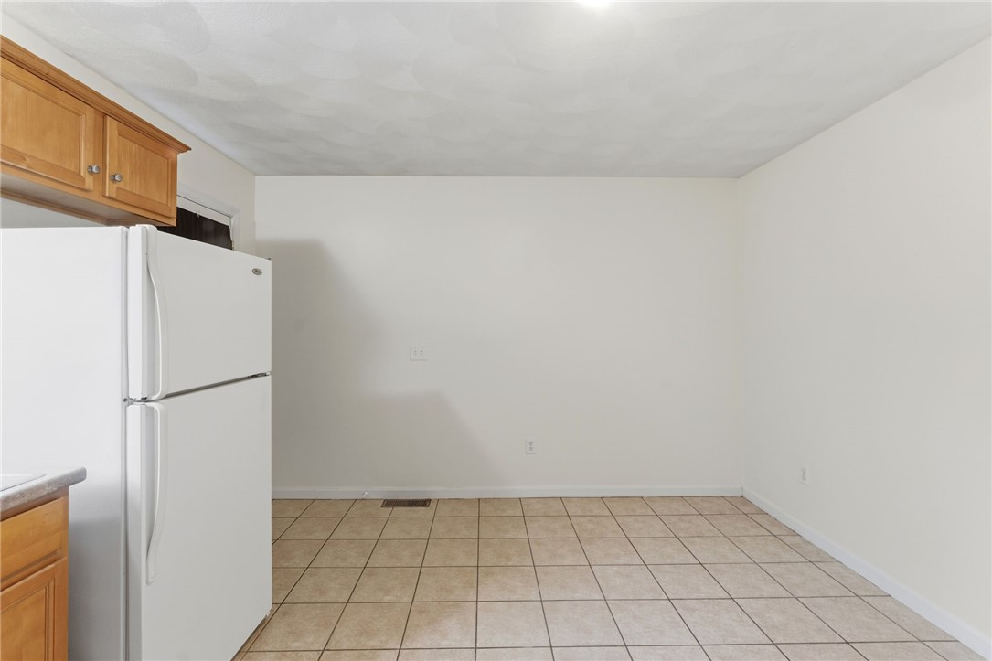 87 North Bend Street, Unit 8 Pawtucket, RI 02860 - Photo 15 of 30