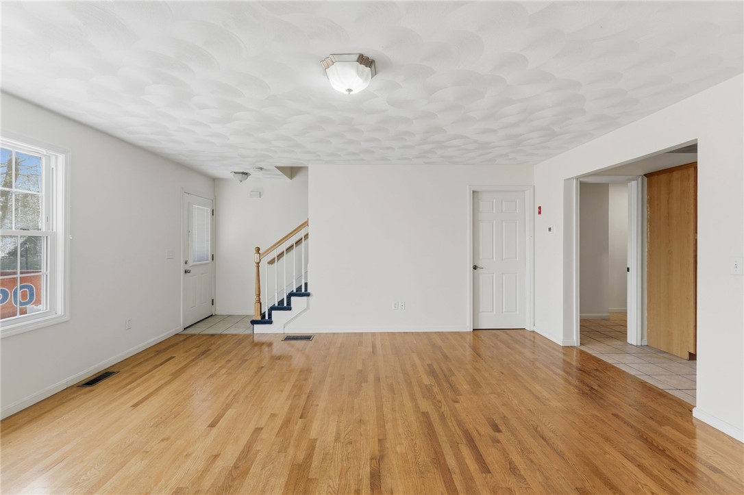 87 North Bend Street, Unit 8 Pawtucket, RI 02860 - Photo 6 of 30