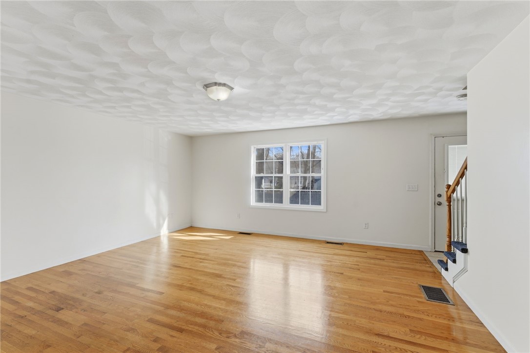 87 North Bend Street, Unit 8 Pawtucket, RI 02860 - Photo 9 of 30