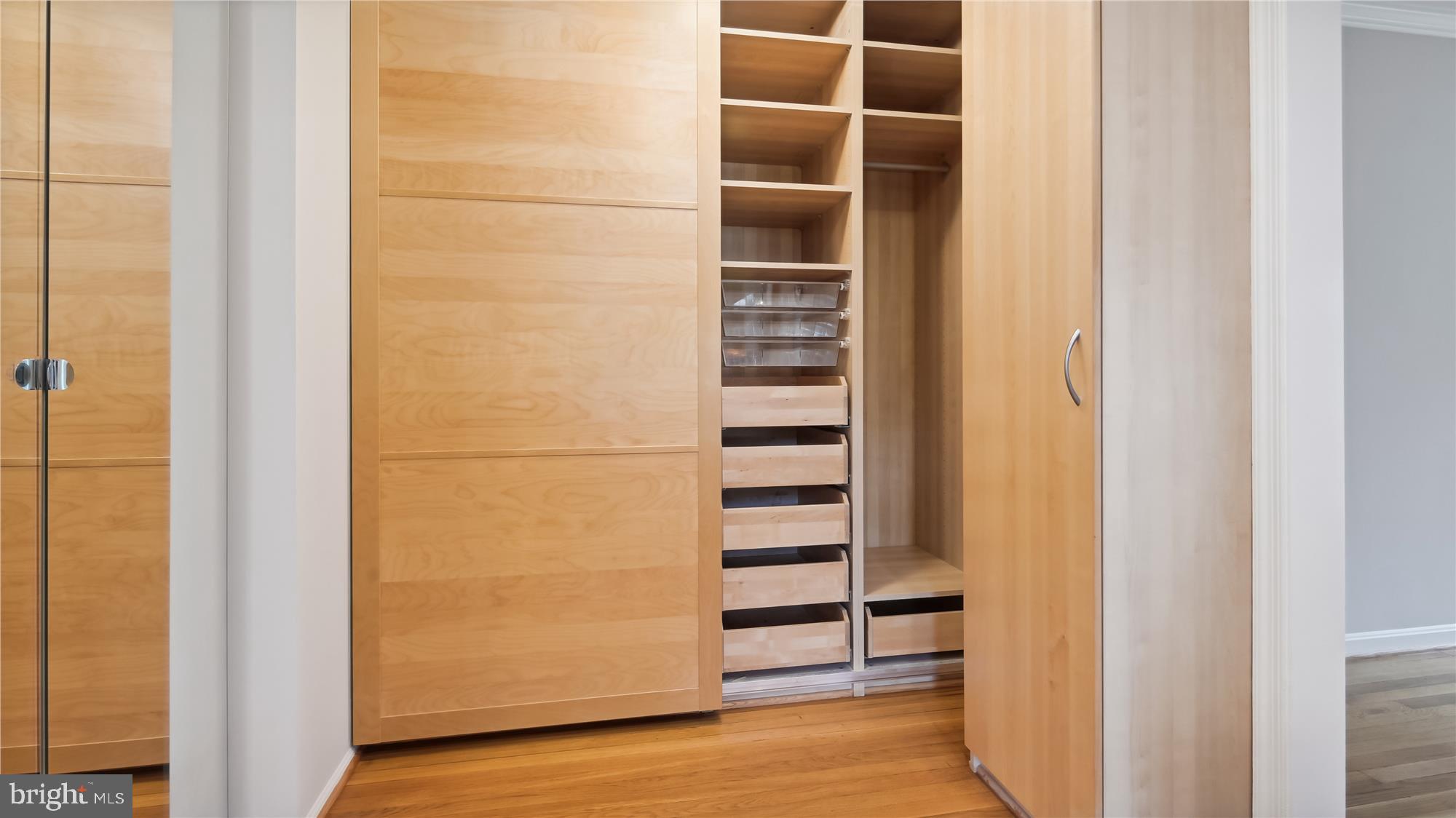 1313 Merrie Ridge Road McLean, VA 22101 - Photo 32 of 72 Dressing area with ample closet space