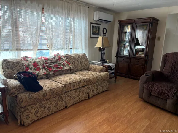 $140,000 | 525-159 Riverleigh Avenue, Unit 159, Riverhead, NY 11901