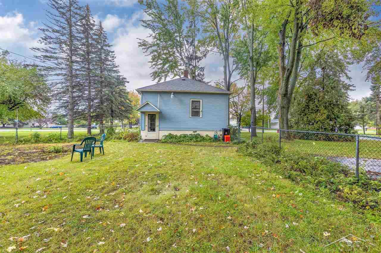 4380 Shattuck Road Saginaw, MI 48603 - Photo 4 of 22 Back Of House
