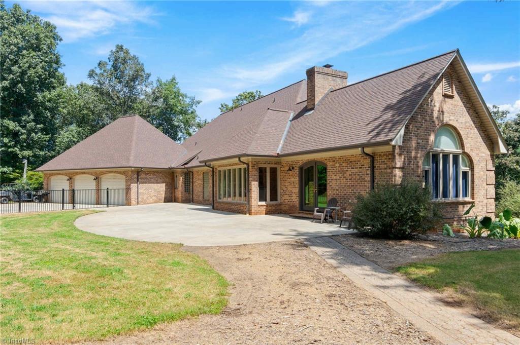 260 Burkhart Road Lexington, NC 27292 - Photo 16 of 48 Gallery Image 16