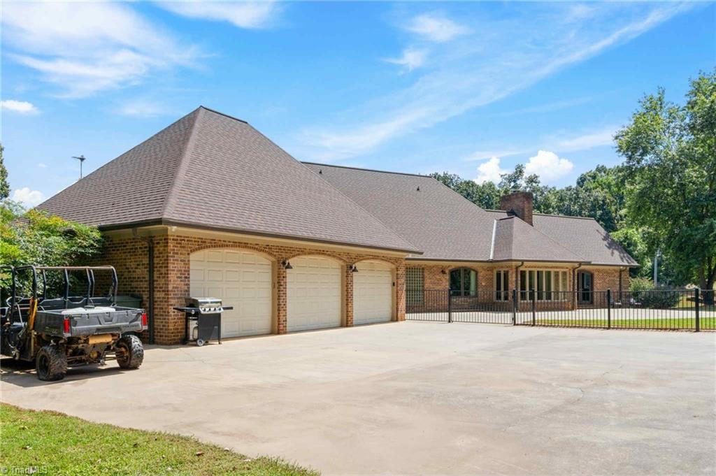 260 Burkhart Road Lexington, NC 27292 - Photo 8 of 48 Gallery Image 8