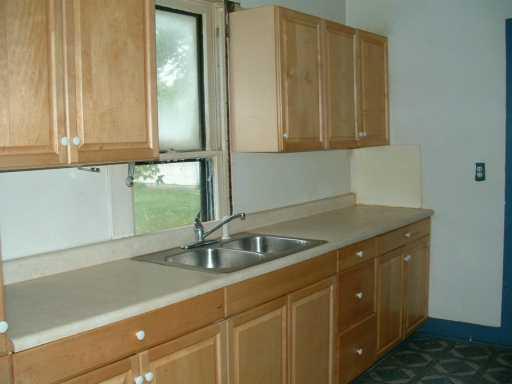 908 Oak Street Springfield, OH 45505 - Photo 6 of 7