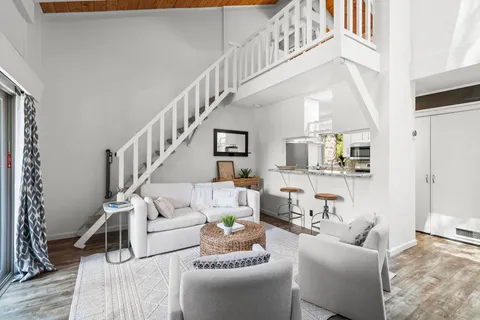 $579,000 | 2755 North Lake Boulevard, Unit 10, Tahoe City, CA 96145