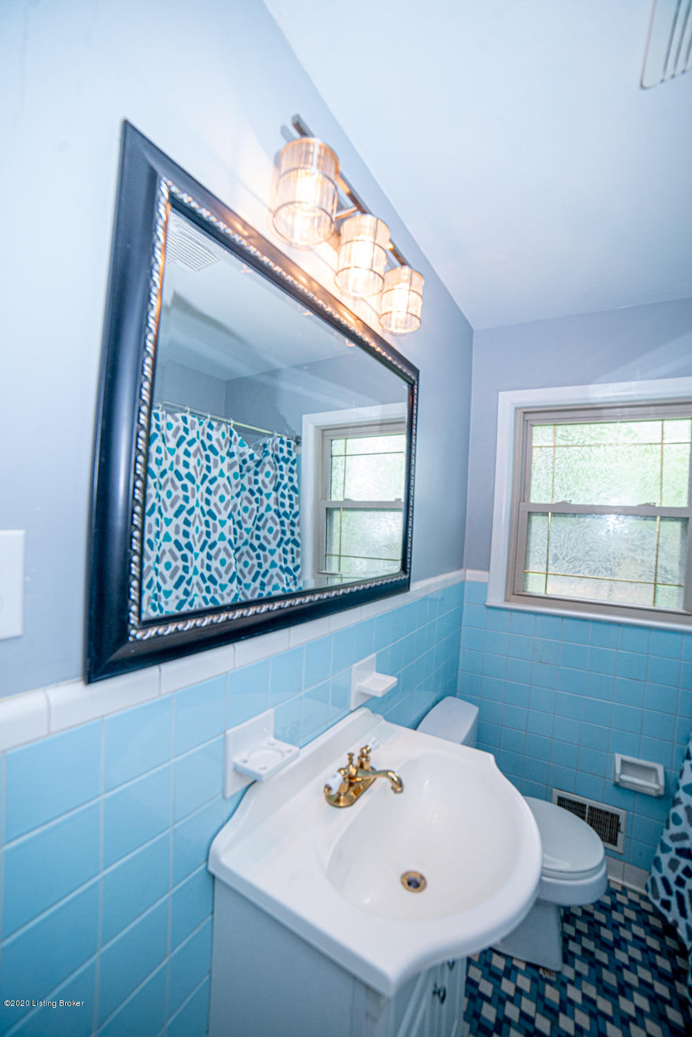 6341 Hunters Grove Road Louisville, KY 40216 - Photo 24 of 56 Full Bath