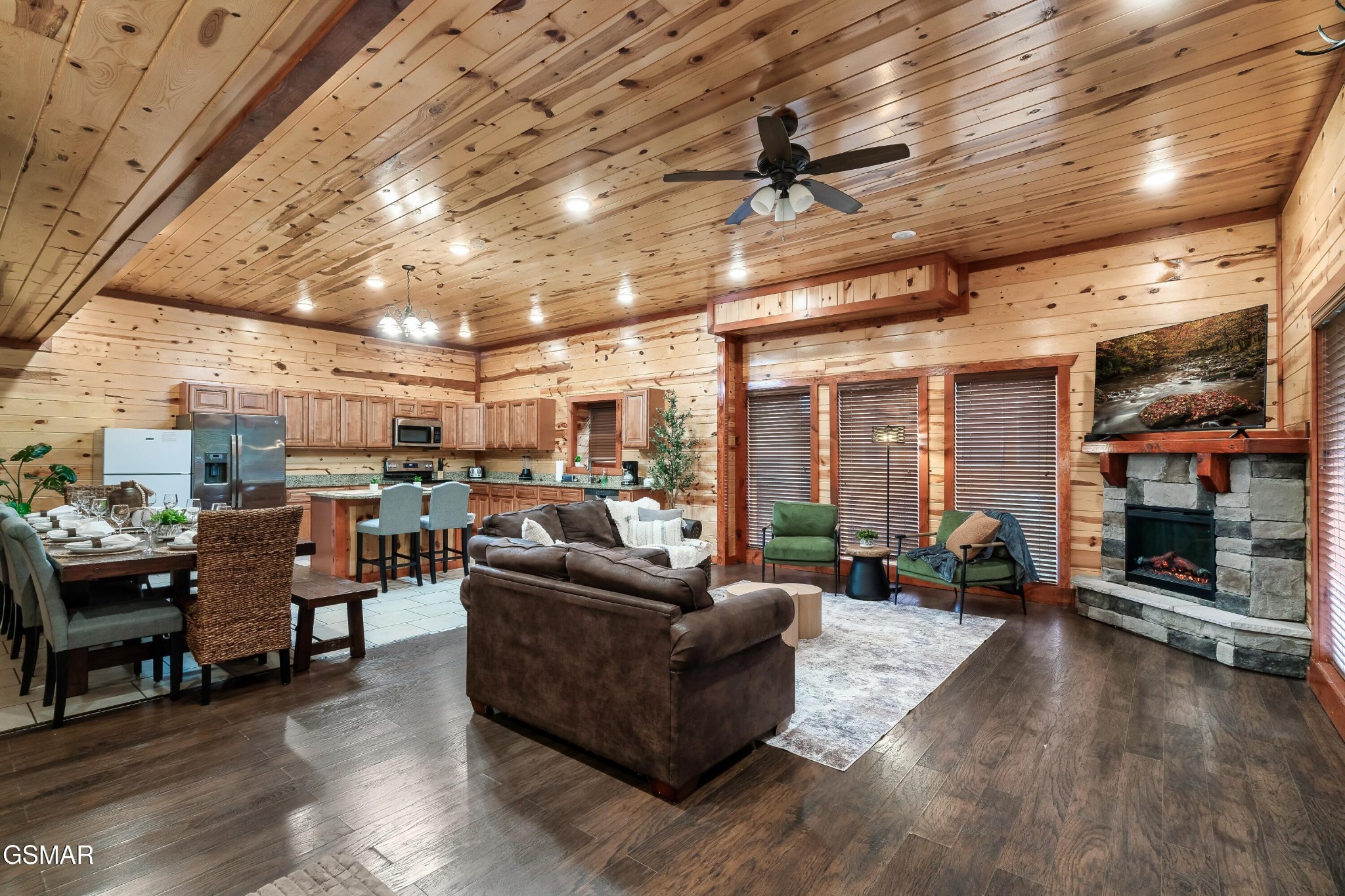 824 Rush Branch Road Pigeon Forge, TN 37863 - Photo 4 of 51 Gallery Image 4