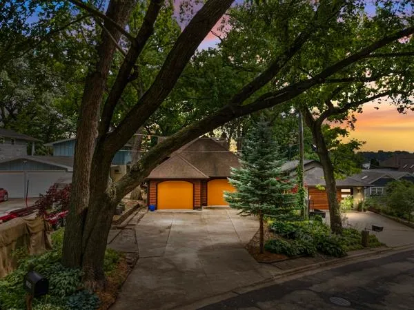 $1,294,900 | 1004 Birch Haven Road, Monona, WI 53716