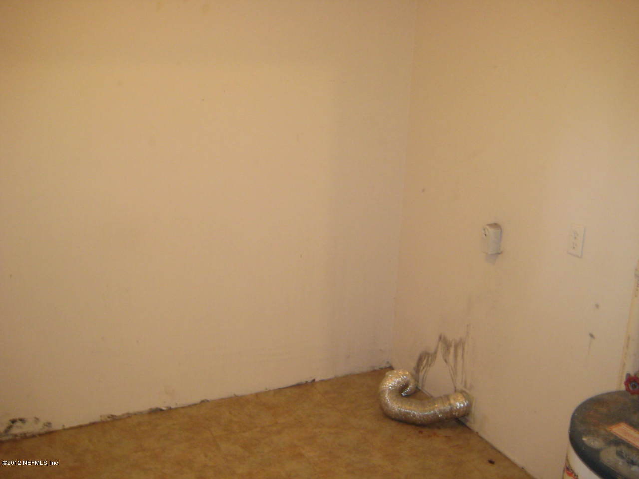 1529 Chatham Road Jacksonville, FL 32208 - Photo 5 of 6 Inside Utility Room