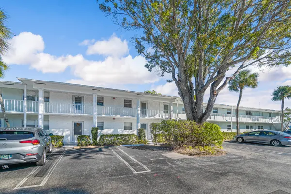 $97,000 | 2700 Southwest 22nd Avenue, Unit 1407, Delray Beach, FL 33445