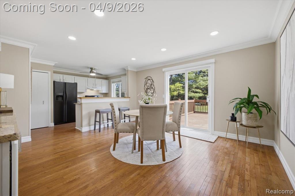 889 Hadley Road Rochester Hills, MI 48307 - Photo 14 of 54