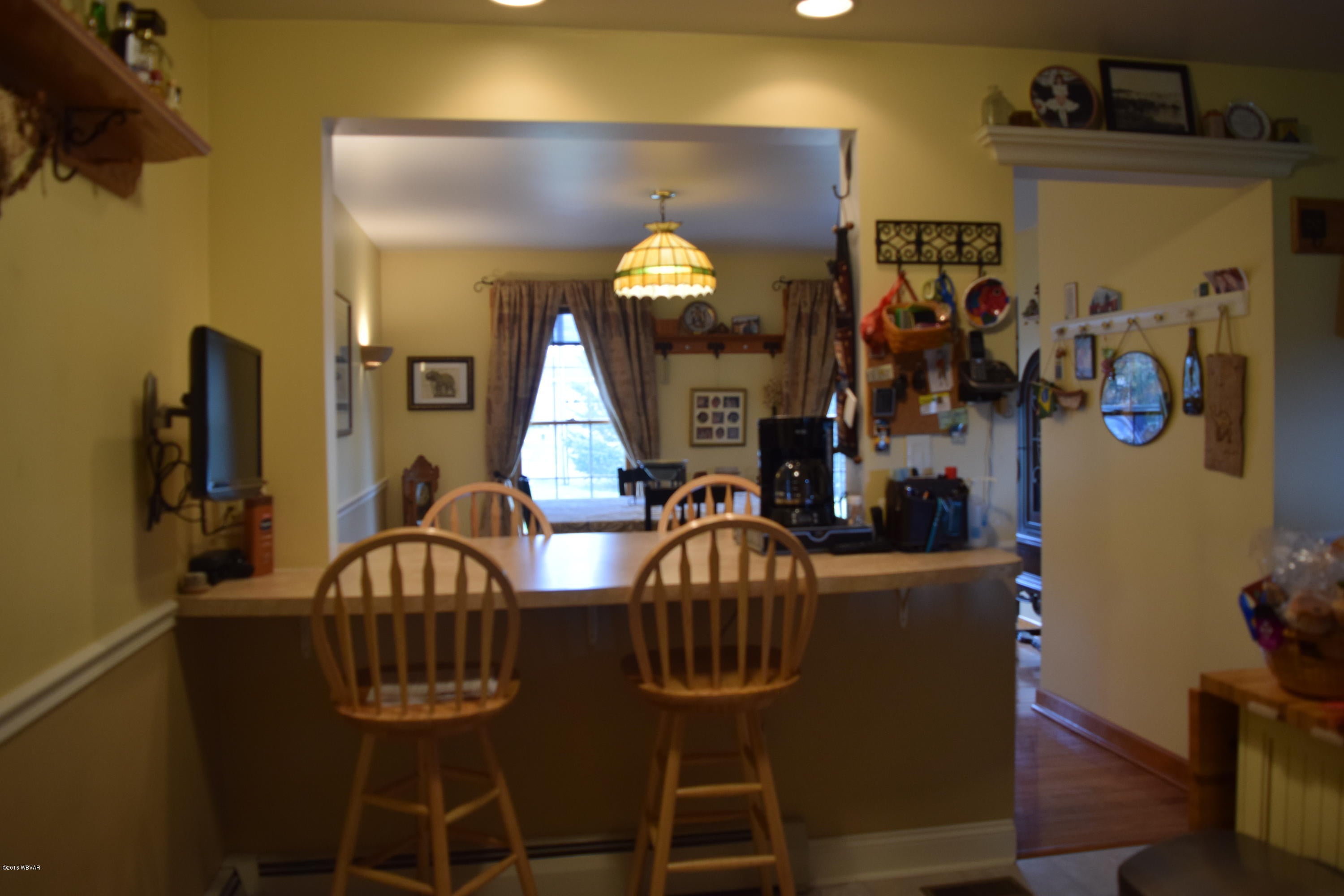 725 Schell Road Turbotville, PA 17772 - Photo 9 of 28 Kitchen Bar