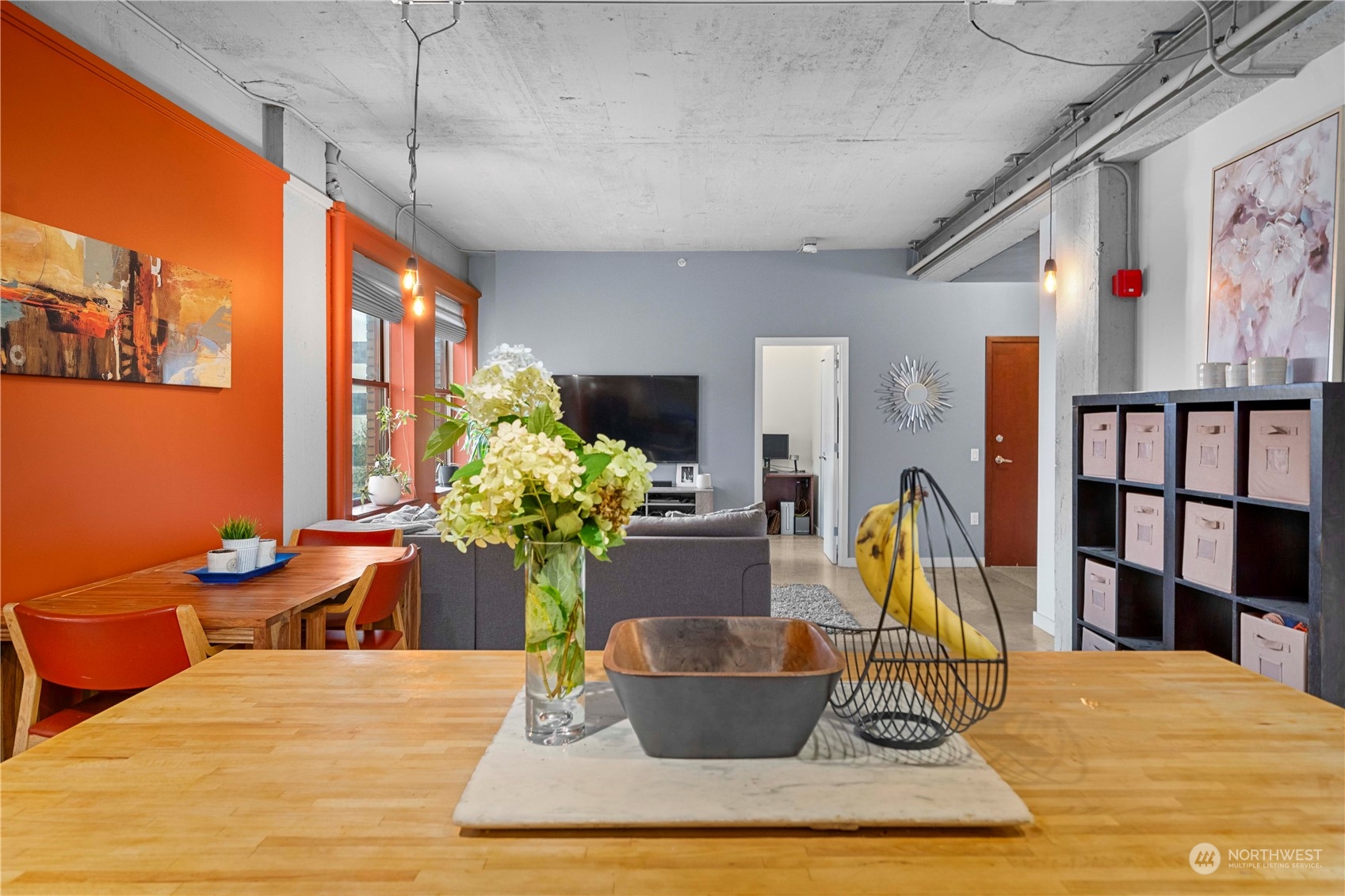 744 Market Street, Unit 302 Tacoma, WA 98402 - Photo 9 of 28 a view of a living room and dining room