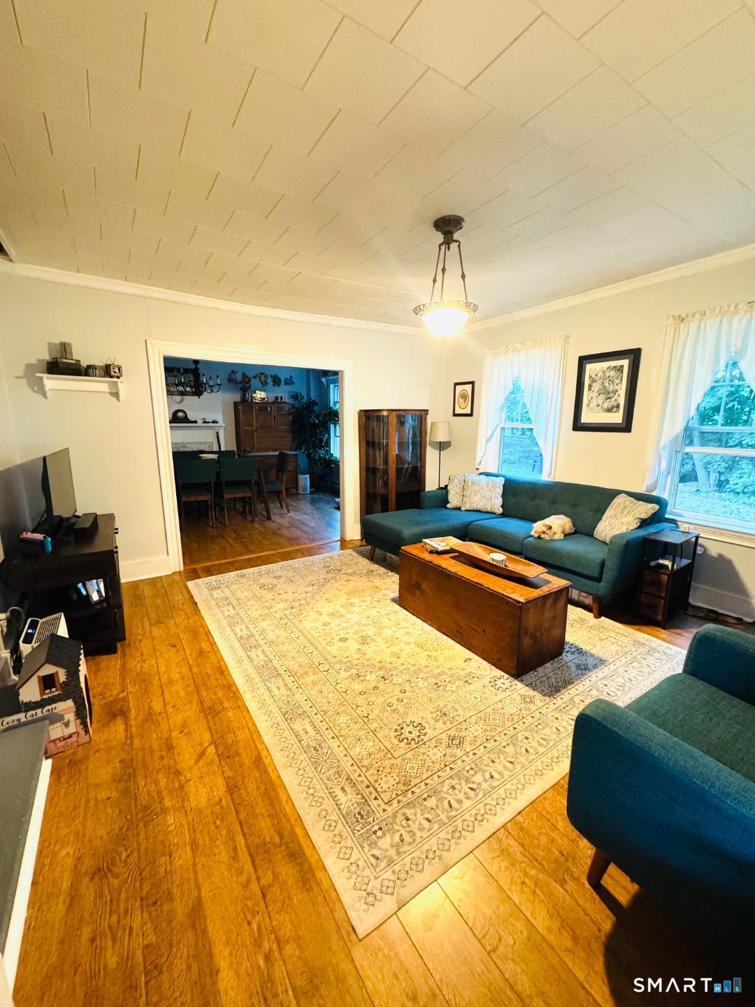 34 Woodstock Road Pomfret, CT 06259 - Photo 5 of 16
