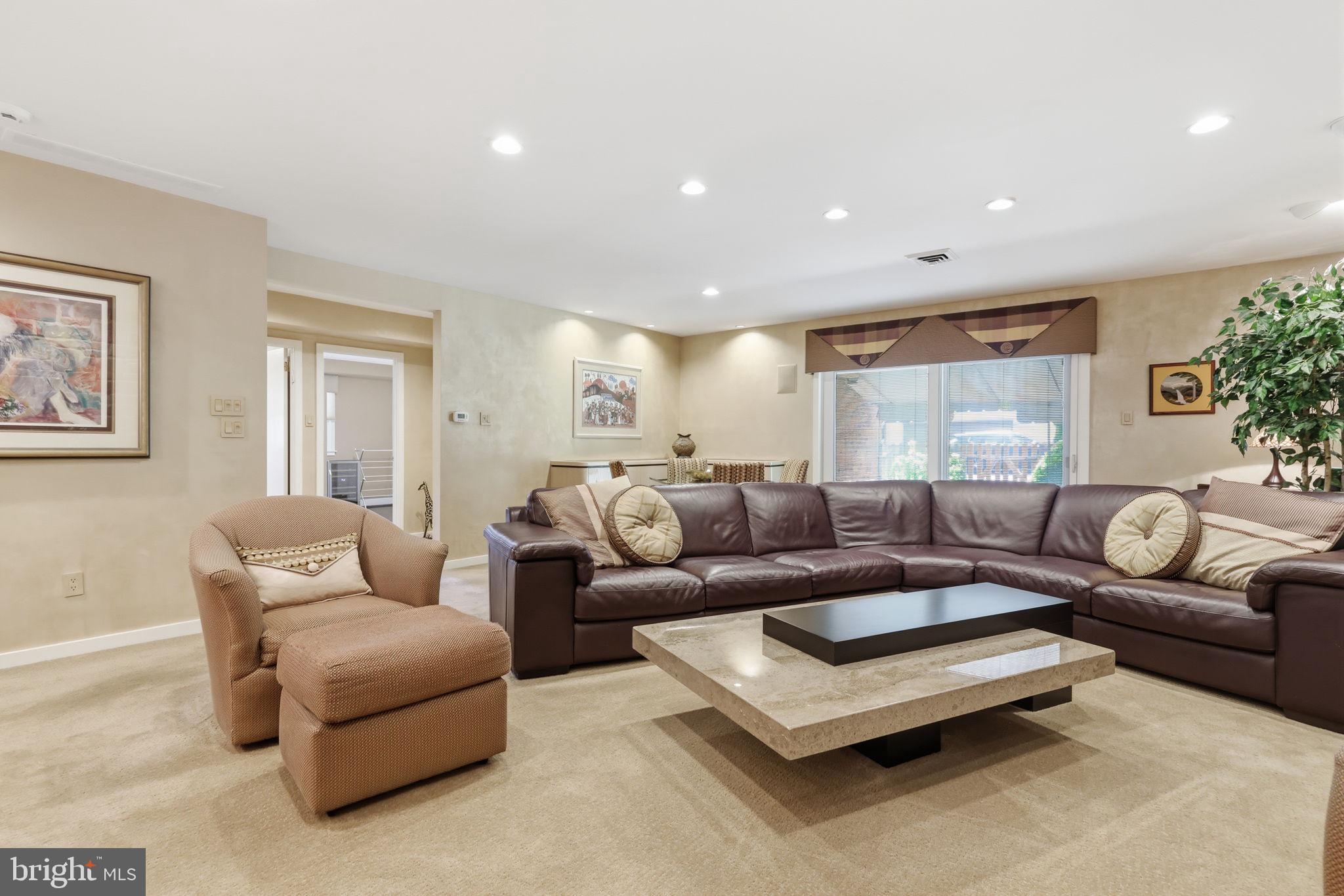 3794 Ridgeview Road Huntingdon Valley, PA 19006 - Photo 55 of 63 Family Room