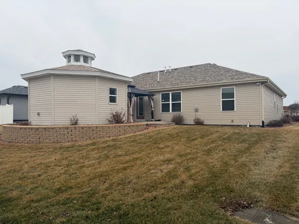 $359,900 | 1840 Yorktown Drive, Bourbonnais, IL 60914