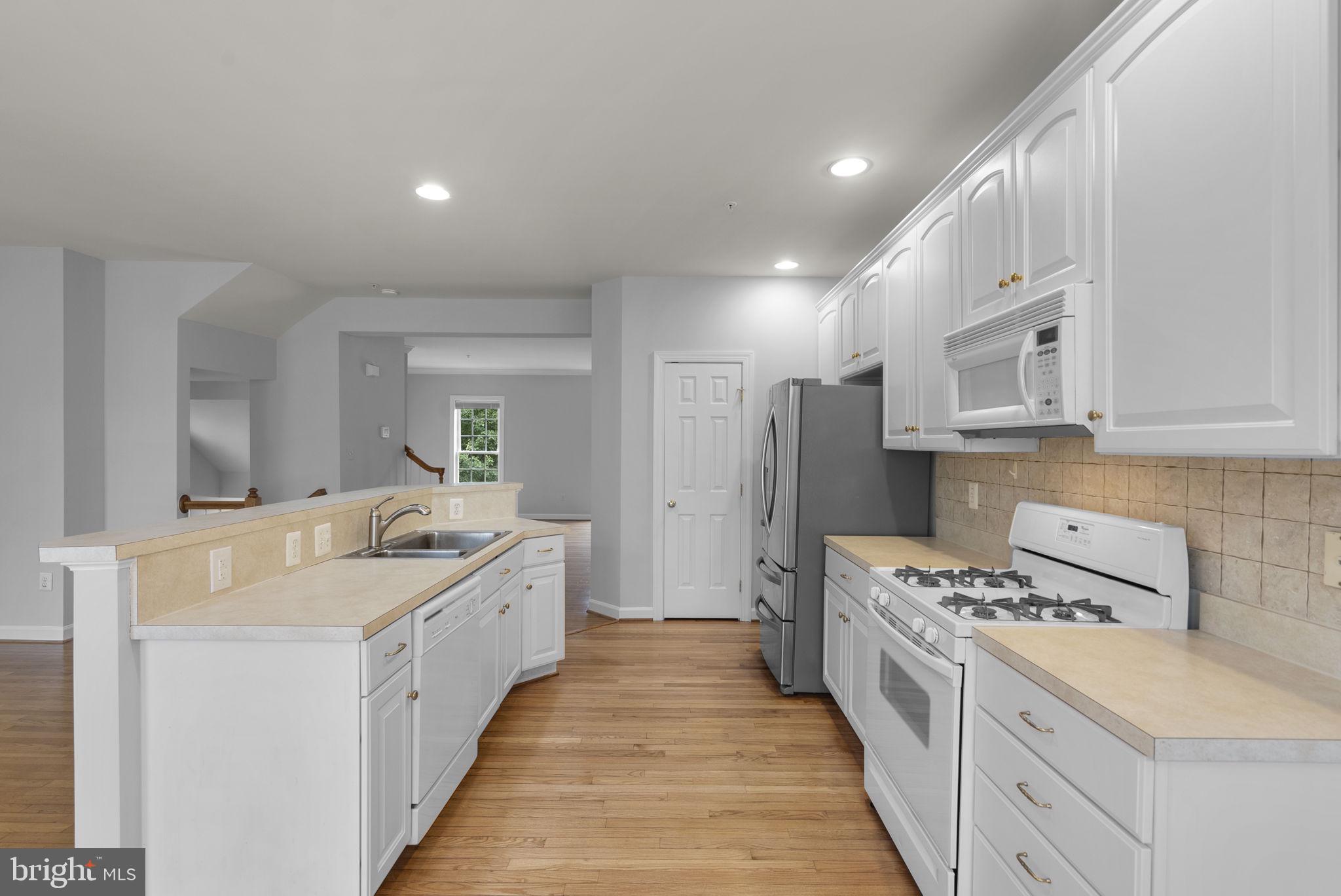 14041 Rockingham Road Germantown, MD 20874 - Photo 19 of 60