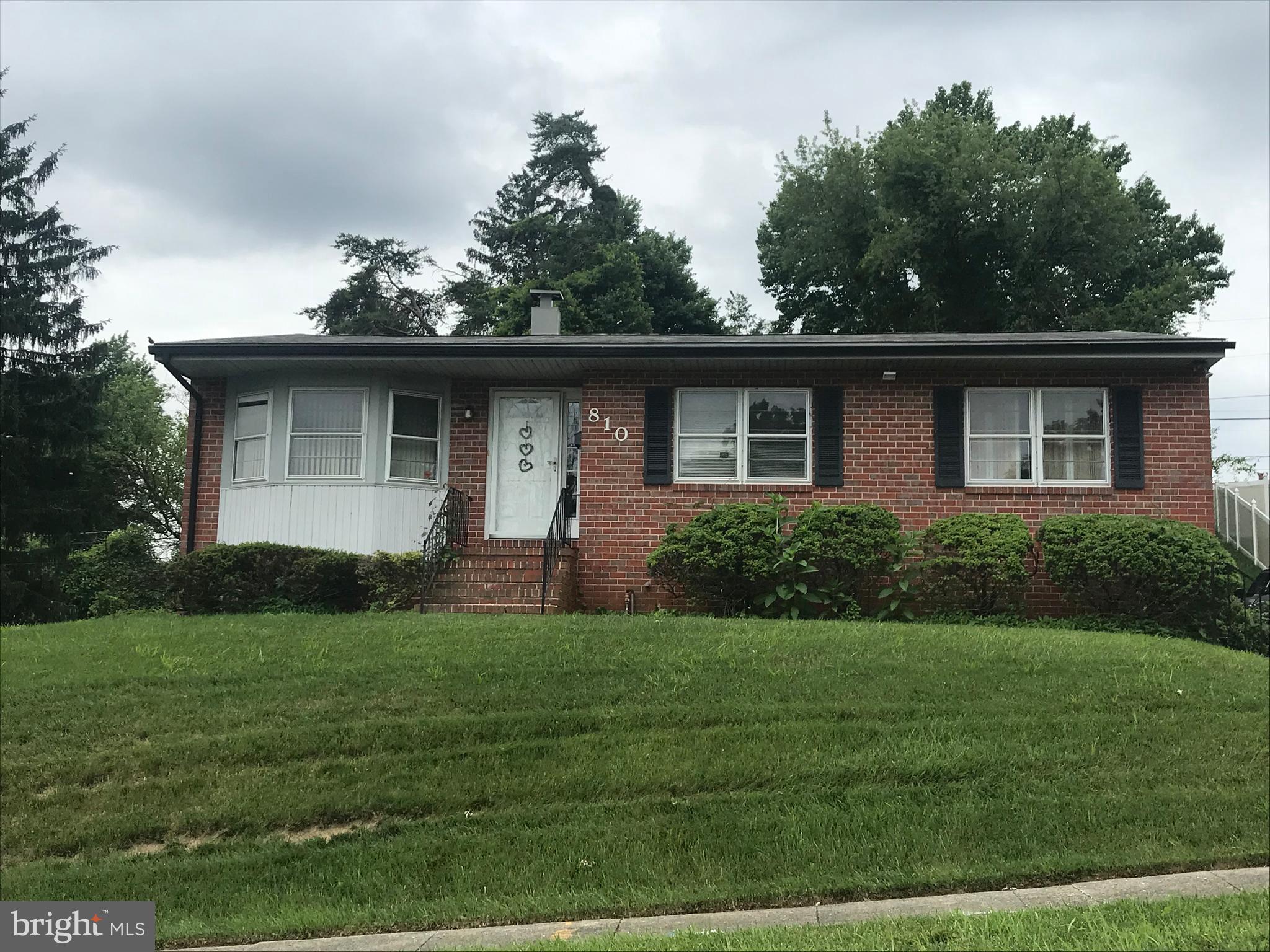 810 Smoke Tree Road Baltimore, MD 21208 - Photo 1 of 25 Gallery Image 1