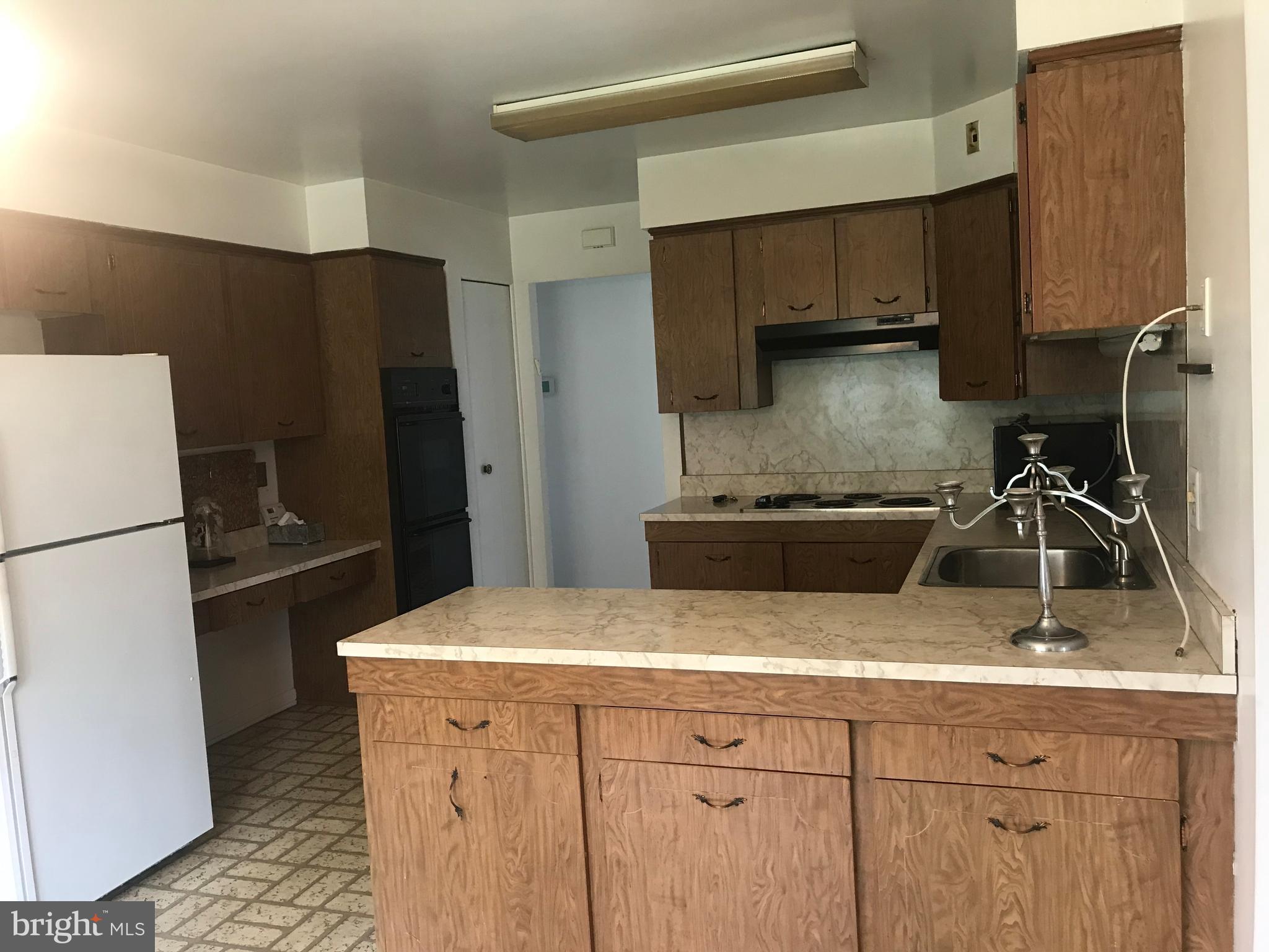 810 Smoke Tree Road Baltimore, MD 21208 - Photo 11 of 25 Gallery Image 11