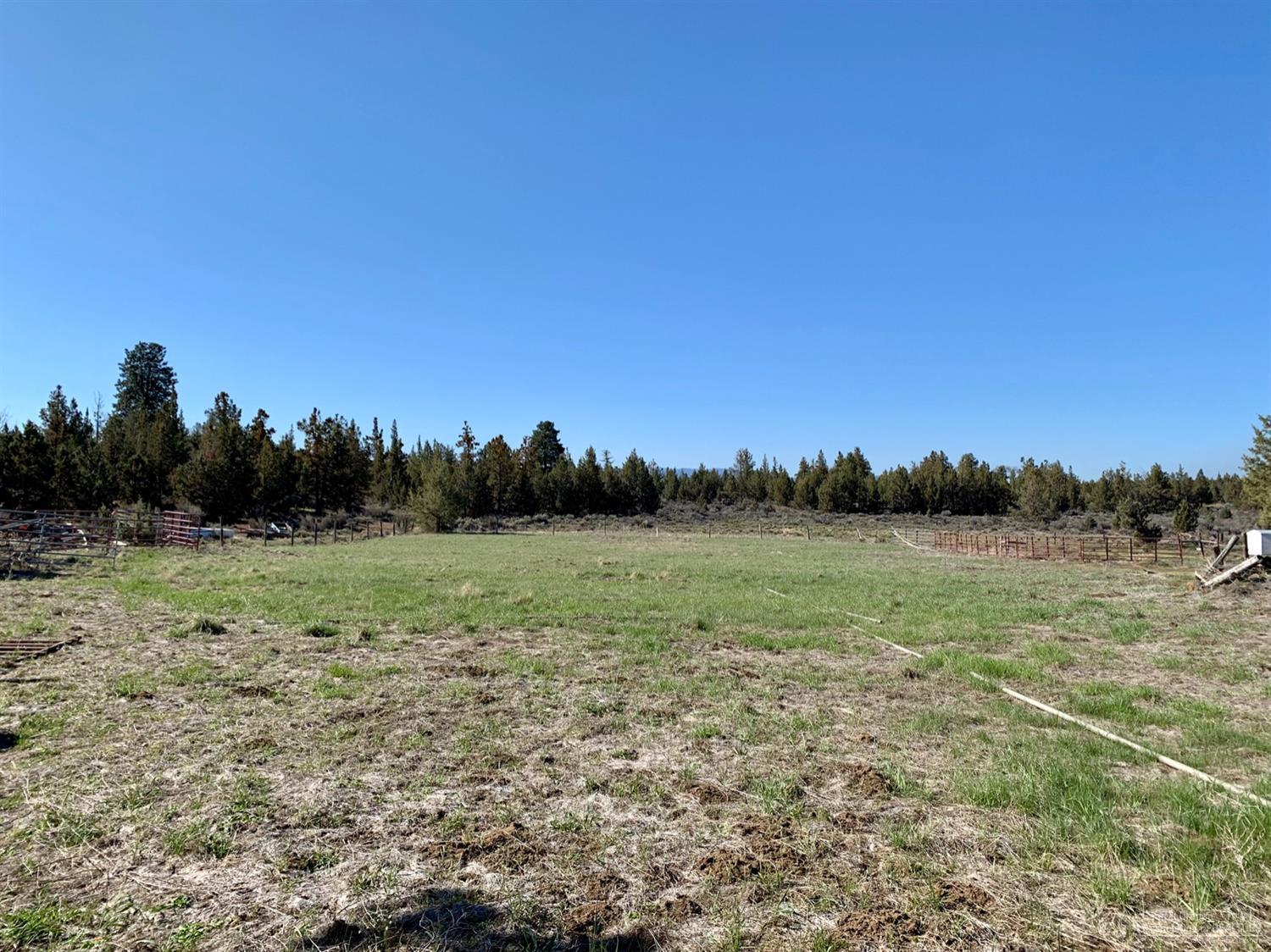 22275 Bear Creek Road Bend, OR 97701 - Photo 19 of 23 Additional Photo