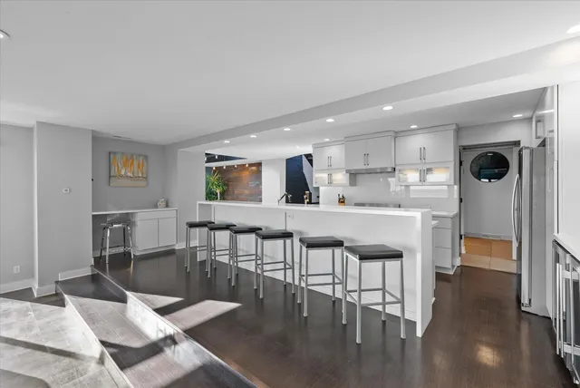 $1,380,000 | 2533 Lakeshore Drive, Sheboygan, WI 53081