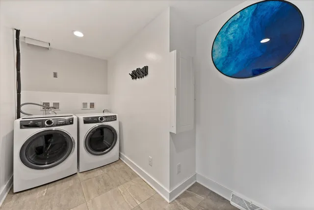 $1,380,000 | 2533 Lakeshore Drive, Sheboygan, WI 53081