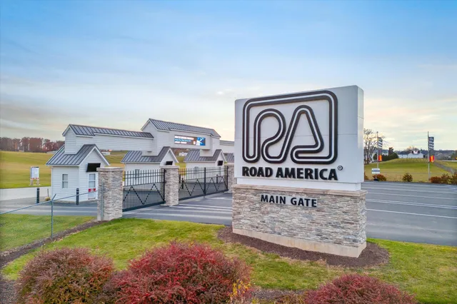 $1,380,000 | 2533 Lakeshore Drive, Sheboygan, WI 53081