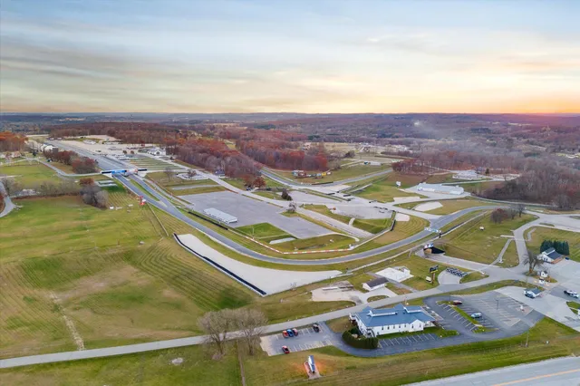 $1,380,000 | 2533 Lakeshore Drive, Sheboygan, WI 53081