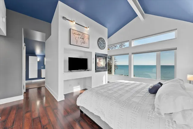 $1,380,000 | 2533 Lakeshore Drive, Sheboygan, WI 53081