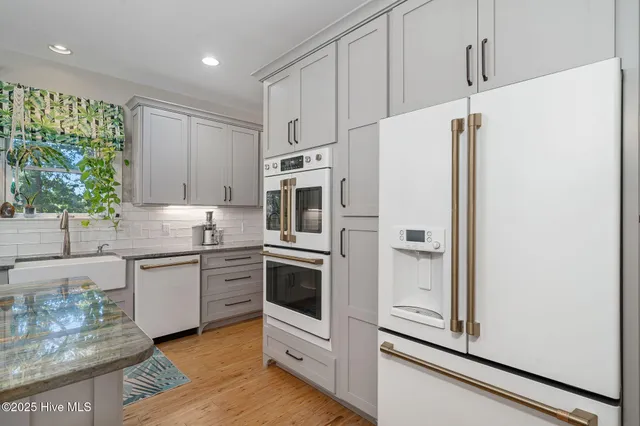 $689,000 | 112 Cedar Court, Wallace, NC 28466