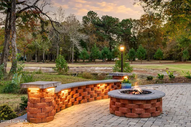 $689,000 | 112 Cedar Court, Wallace, NC 28466