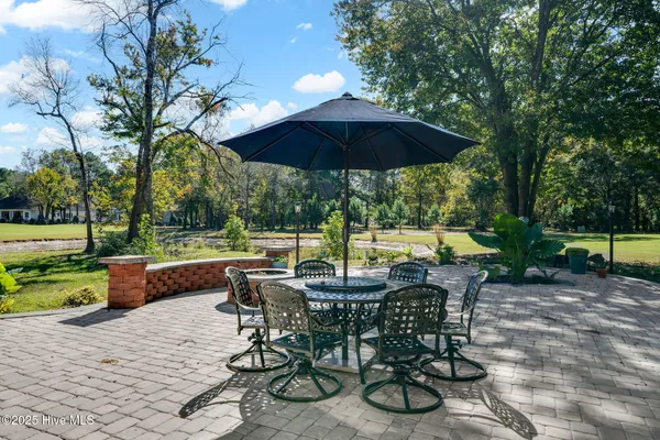$680,000 | 112 Cedar Court, Wallace, NC 28466