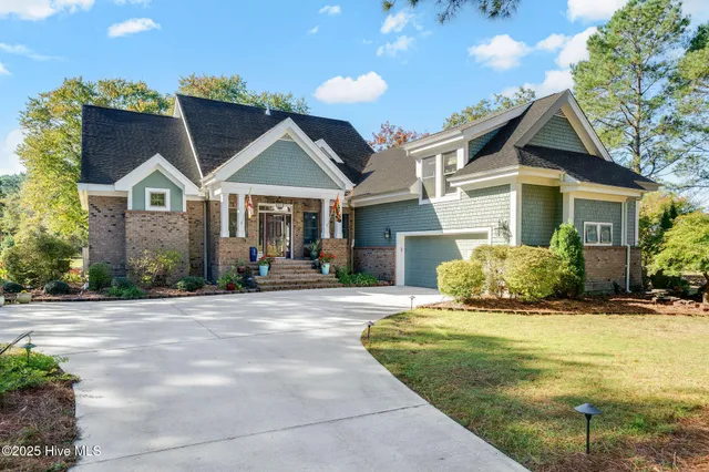 $689,000 | 112 Cedar Court, Wallace, NC 28466