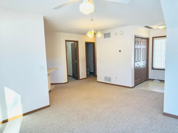 $189,900 | 939 Cypress Road, Unit 25, St. Cloud, MN 56303