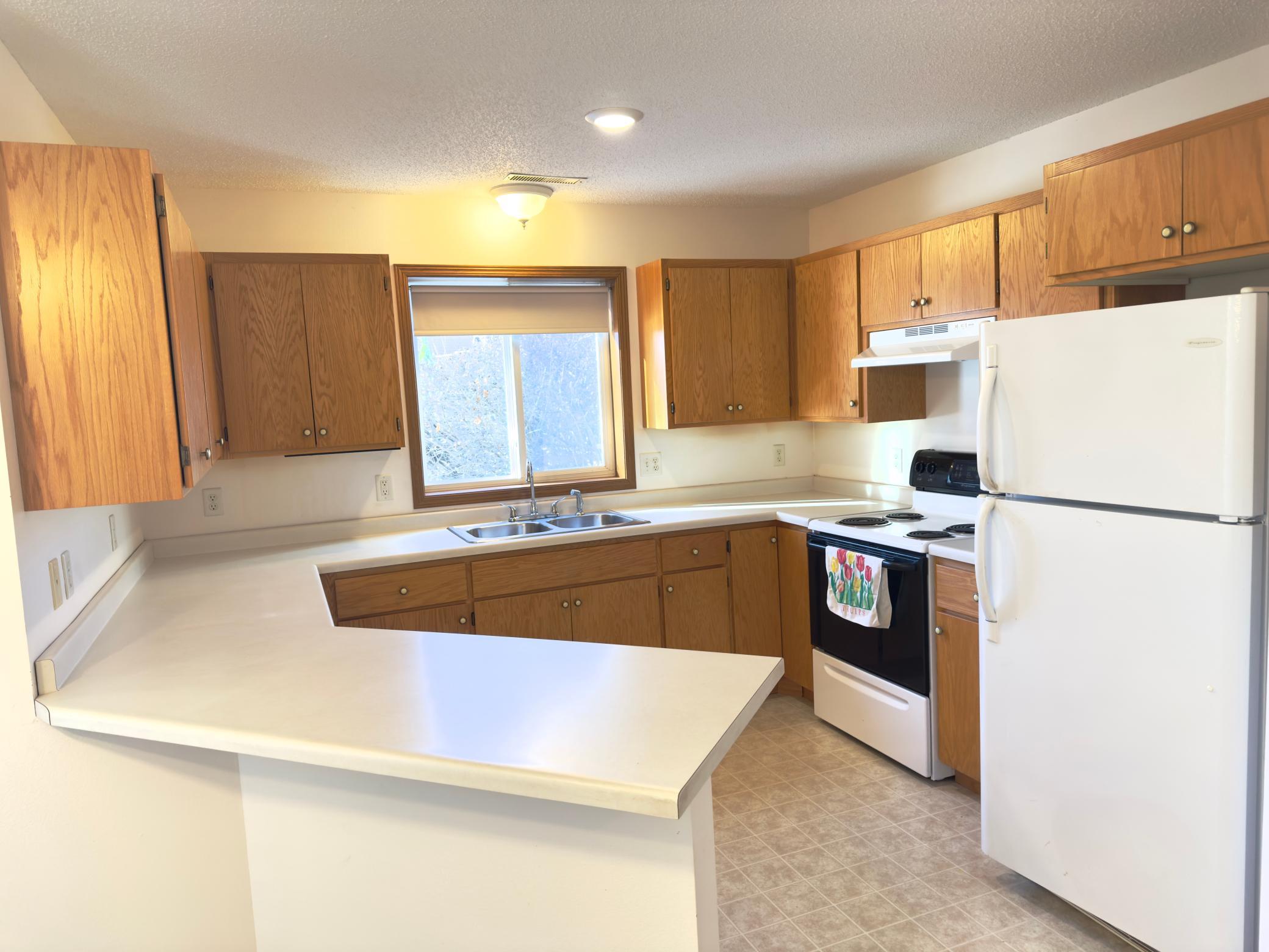 939 Cypress Road, Unit 25 St. Cloud, MN 56303 - Photo 5 of 14