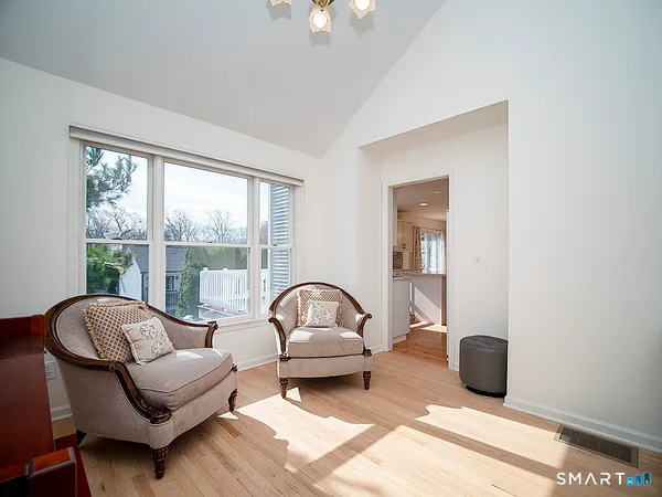 $899,000 | 81 Old Stratfield Road, Fairfield, CT 06825