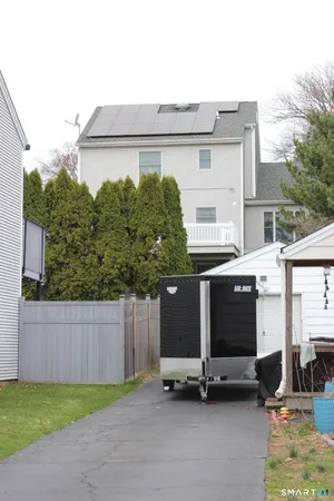 $899,000 | 81 Old Stratfield Road, Fairfield, CT 06825