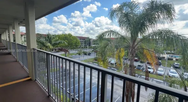 $2,000 | 1400 Southwest 131st Way, Unit 407Q, Pembroke Pines, FL 33027