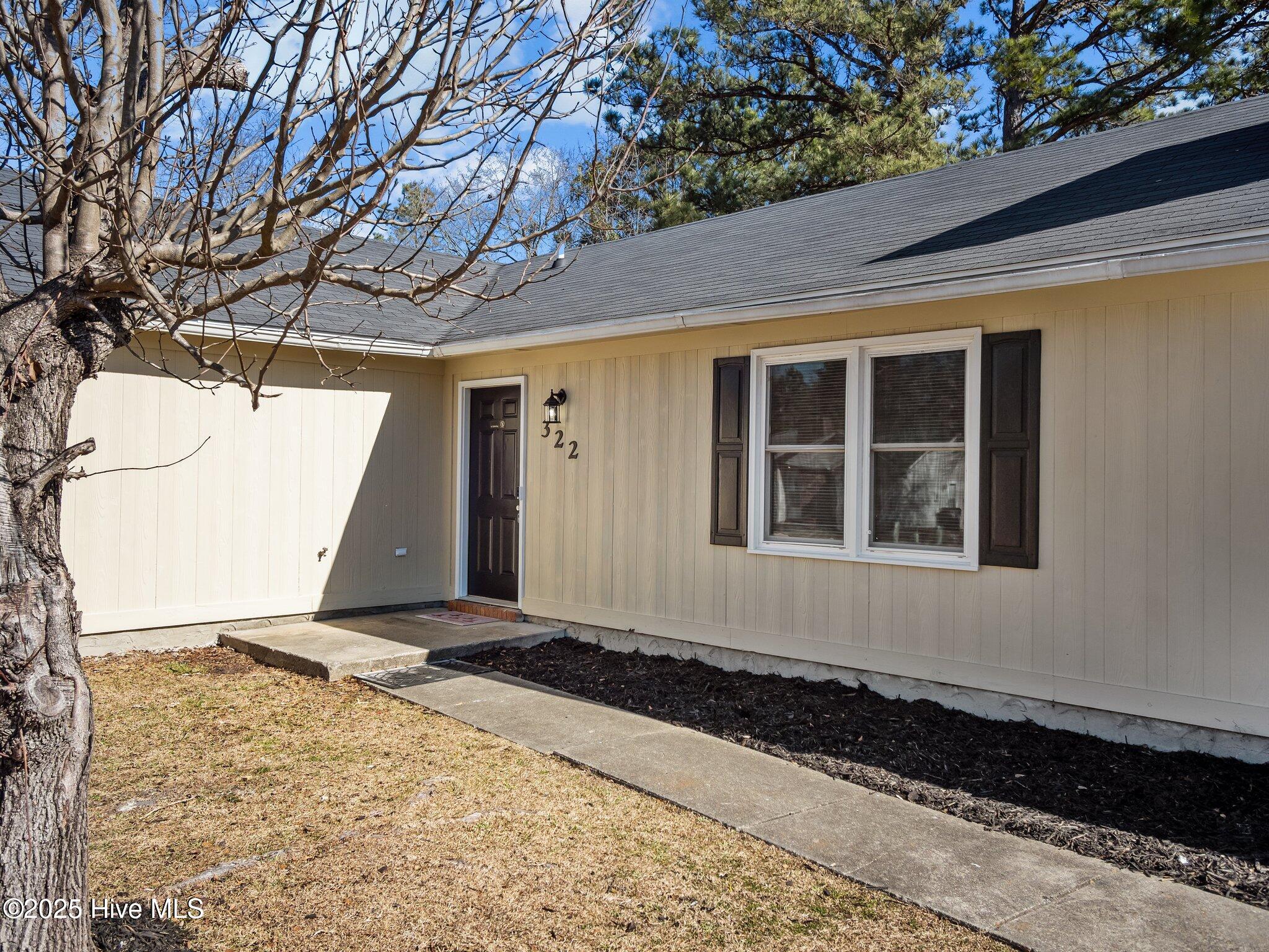 322 Quail Ridge Road Jacksonville, NC 28546 - Photo 7 of 51 42-web-or-mls-P1309646