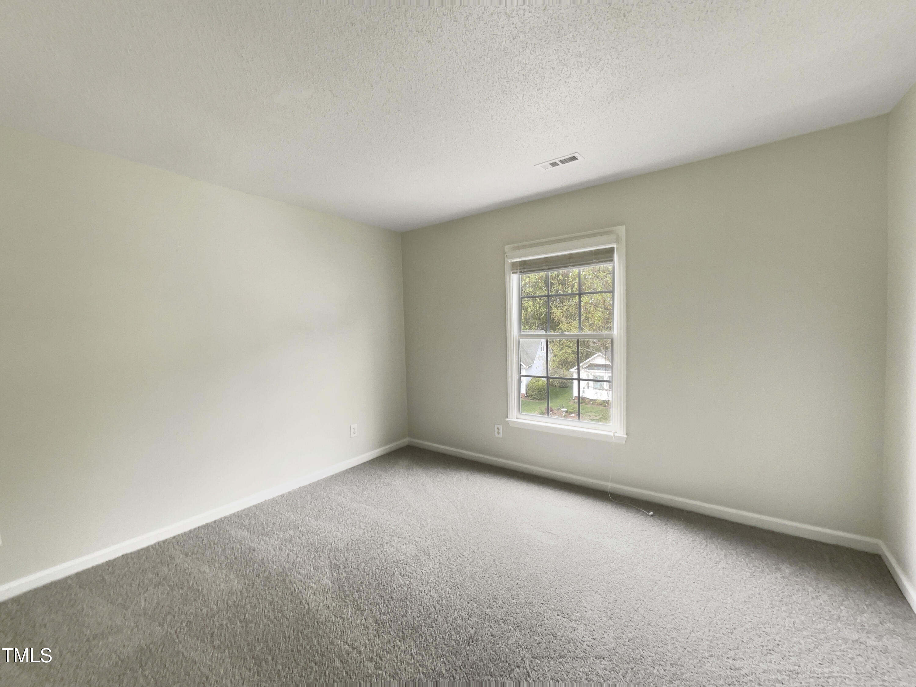 12316 Amoretto Way Raleigh, NC 27613 - Photo 5 of 24 listing_10